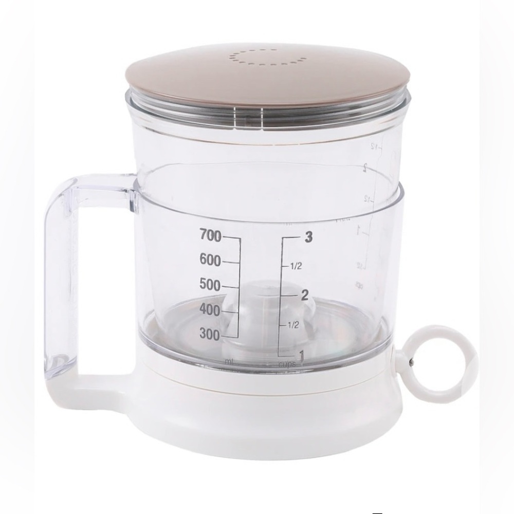 NIB Curtis Stone Pull Cord No Mess Rapid Sifter Measuring Cup Fine Mesh Flour